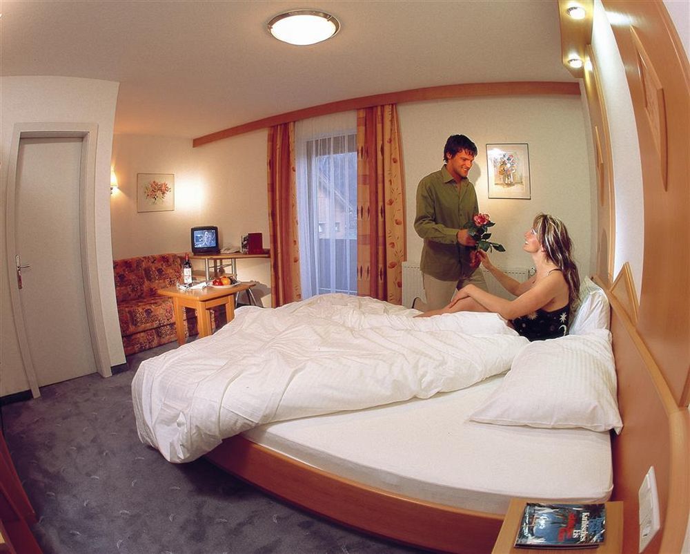 Hotel Wirtshaus Sattlerwirt Ebbs Eksteriør billede